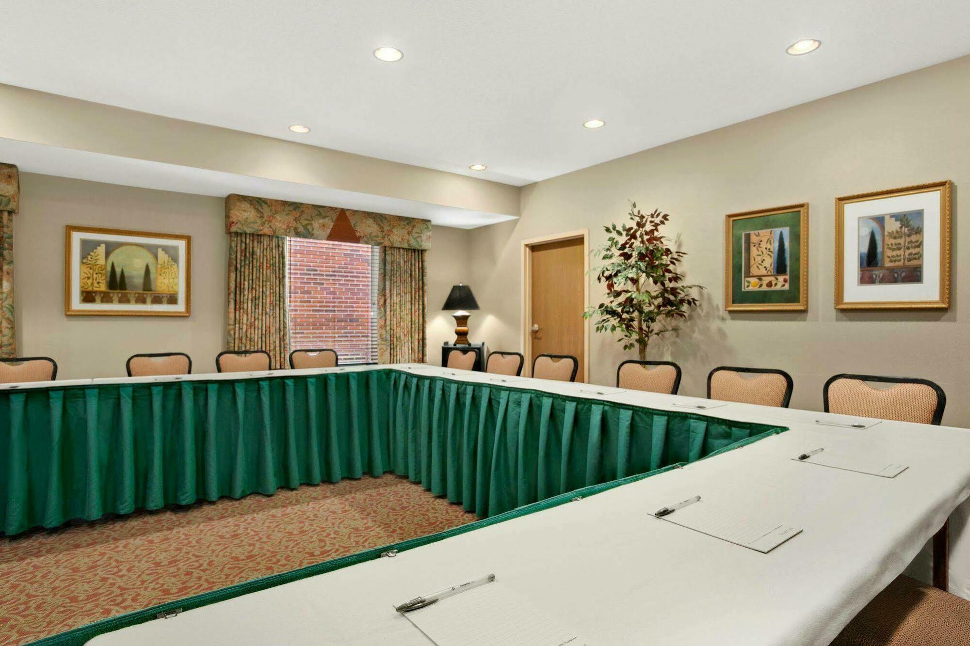 Hampton Inn Heath Extérieur photo